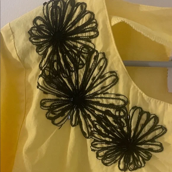 Vintage 90s Embroidered Yellow Cotton Peplum Top | Button Front | M - Picture 2 of 10